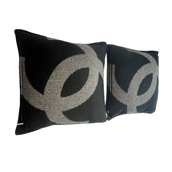 Chanel CC Reversible Throw Pillows in Black/Beige - Picture 3 of 6